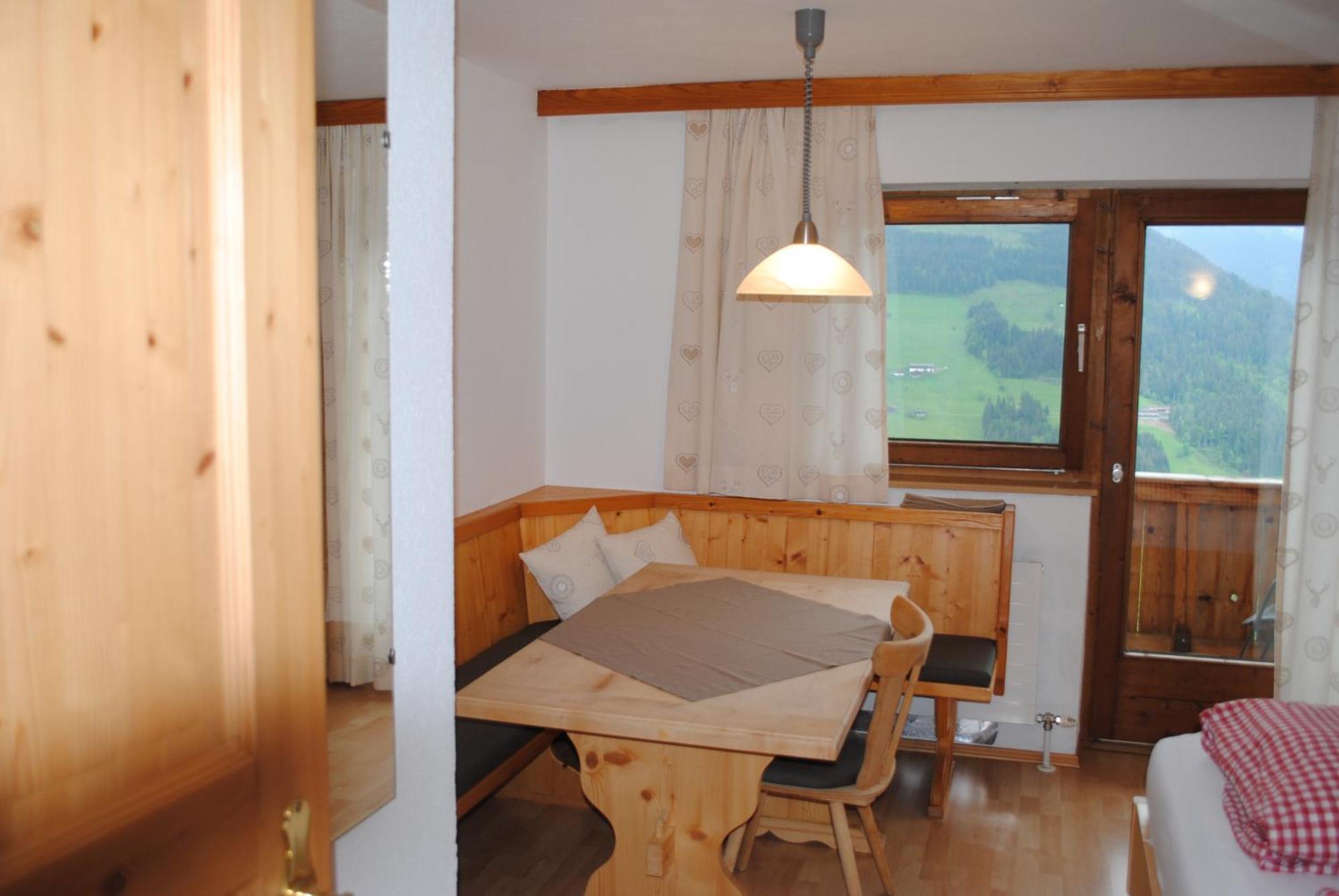 Apartmán Siedlerhof Hopfgarten im Brixental Pokoj fotografie